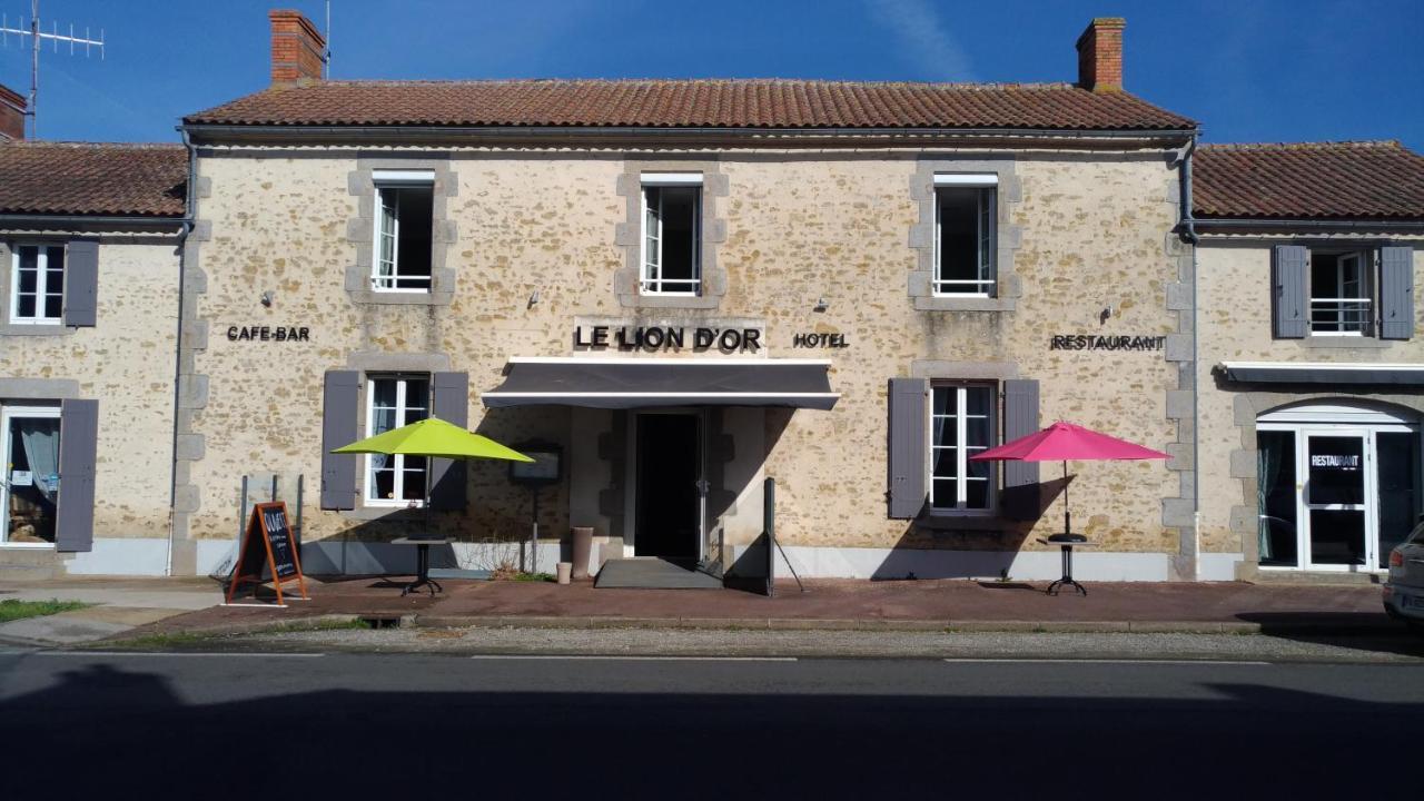 Hotel Le Lion D'Or Avrillé Esterno foto
